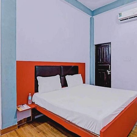 Hotel O Rr Palace Λάκναου Εξωτερικό φωτογραφία