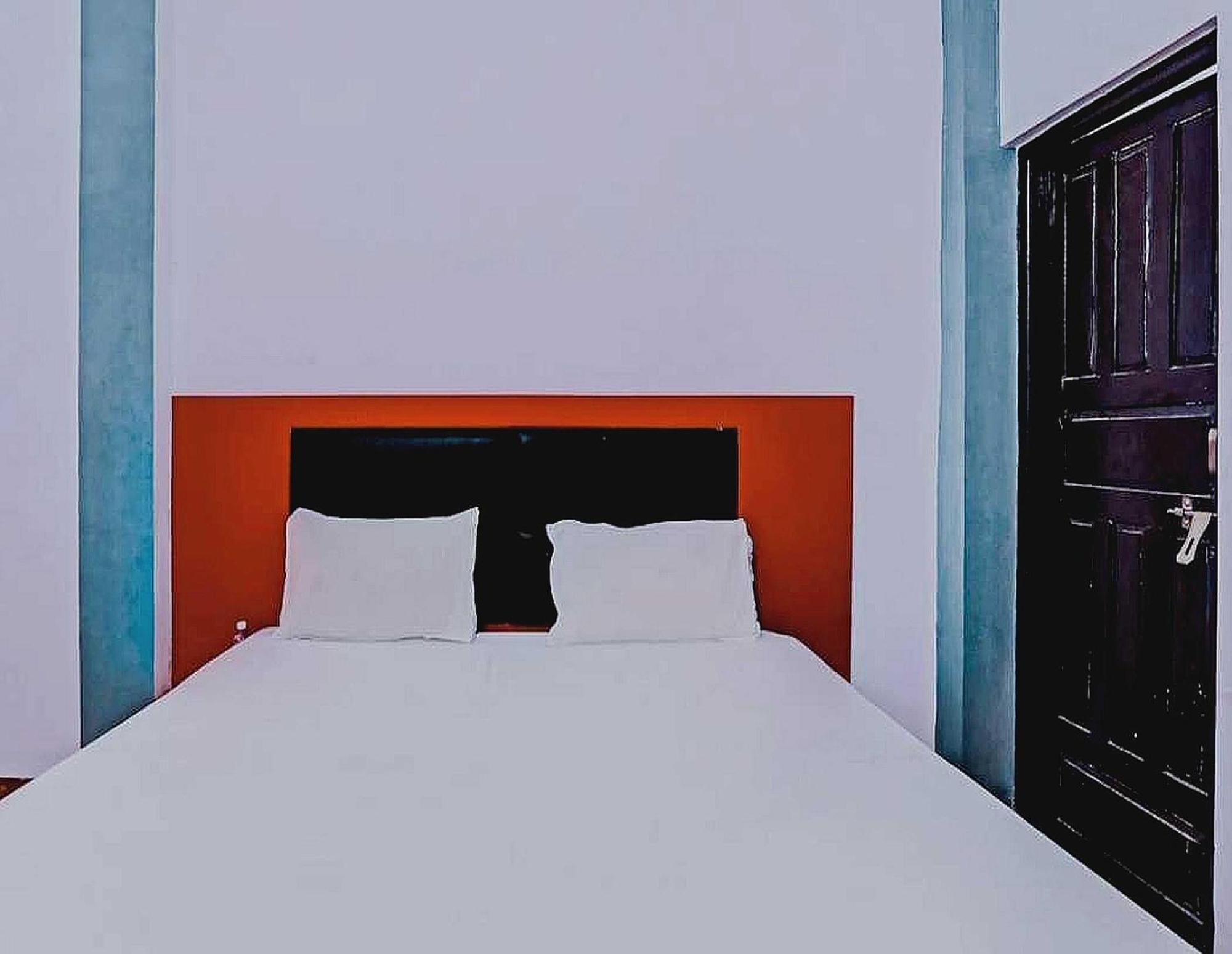 Hotel O Rr Palace Λάκναου Εξωτερικό φωτογραφία